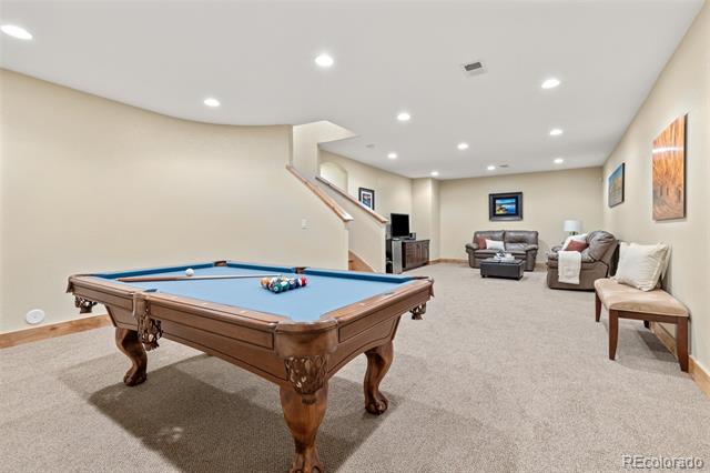 7398 Weaver Circle