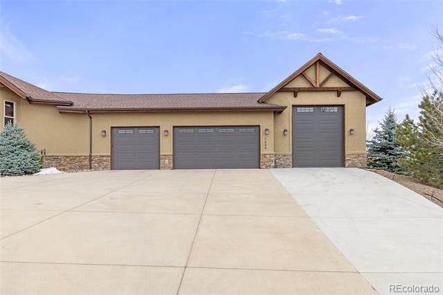 7398 Weaver Circle