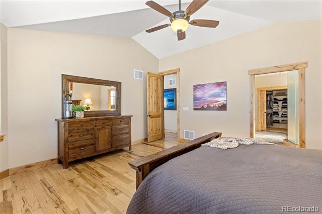 7398 Weaver Circle