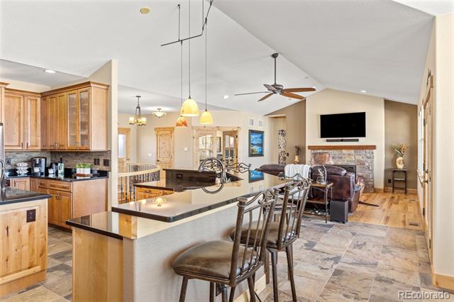 7398 Weaver Circle