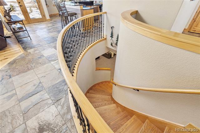 7398 Weaver Circle