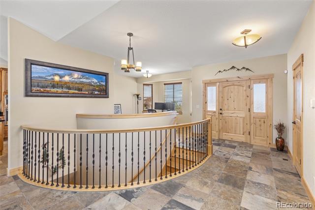 7398 Weaver Circle