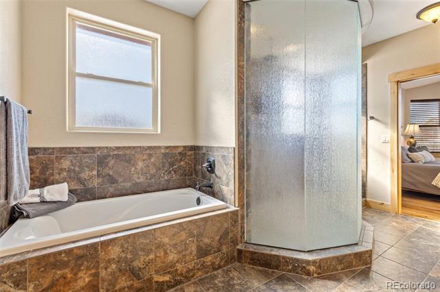 7398 Weaver Circle