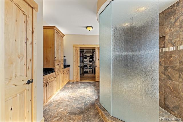 7398 Weaver Circle
