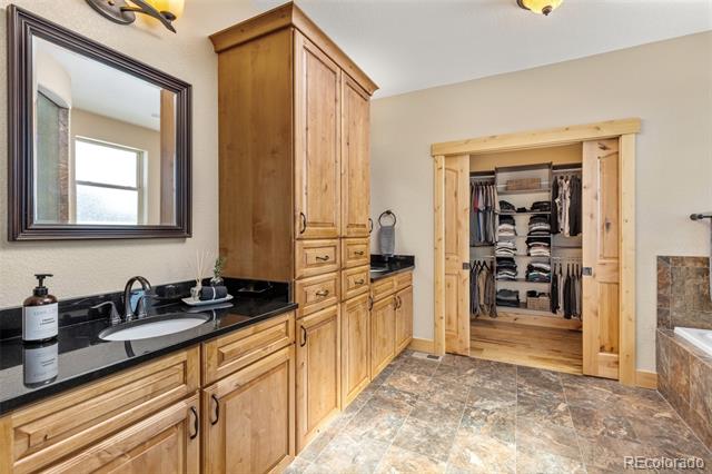 7398 Weaver Circle