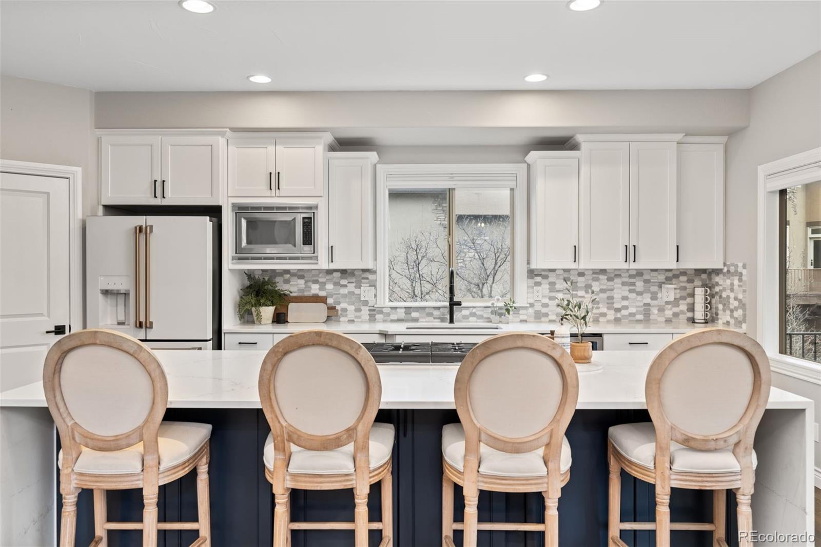 9039 Rambling Oak Place