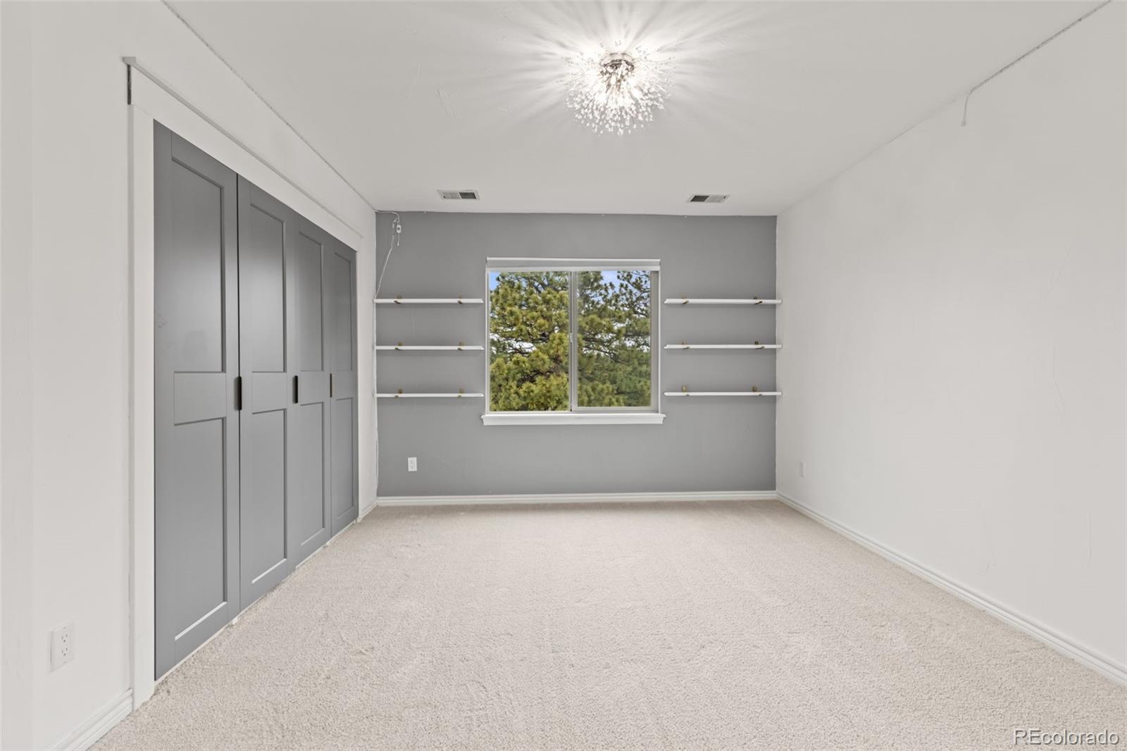9039 Rambling Oak Place