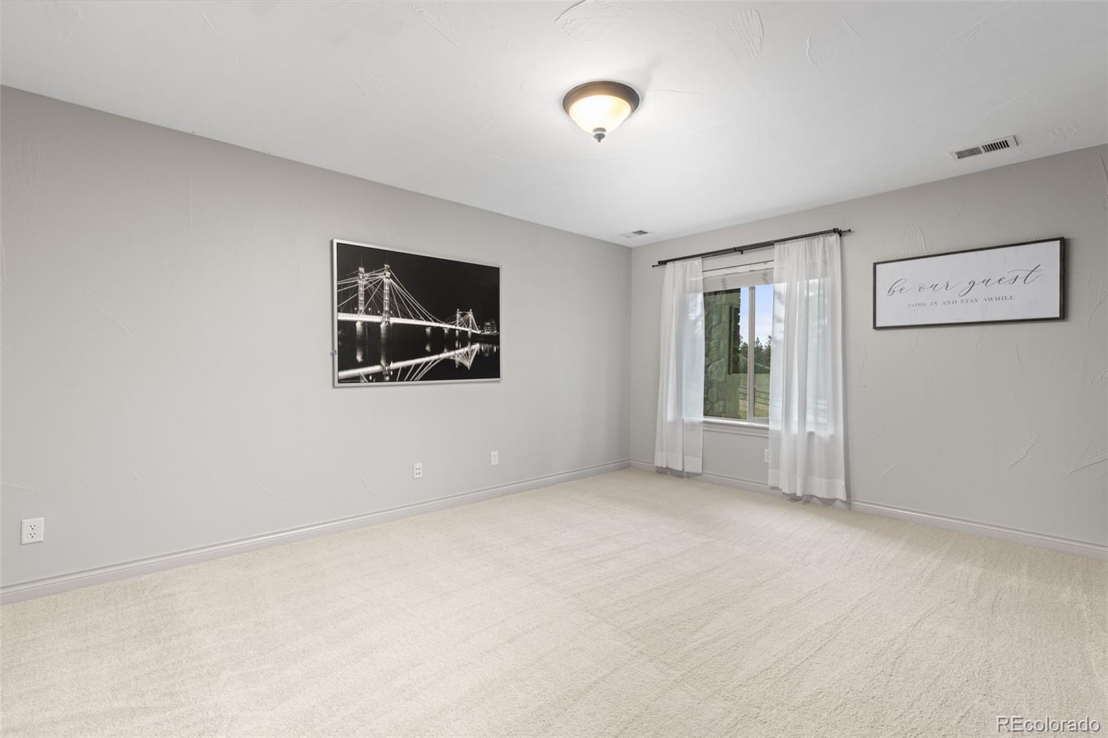 9039 Rambling Oak Place