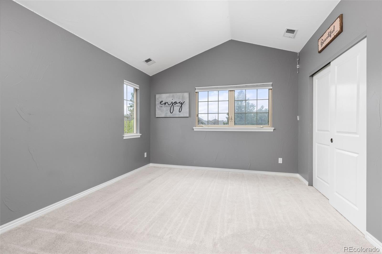9039 Rambling Oak Place
