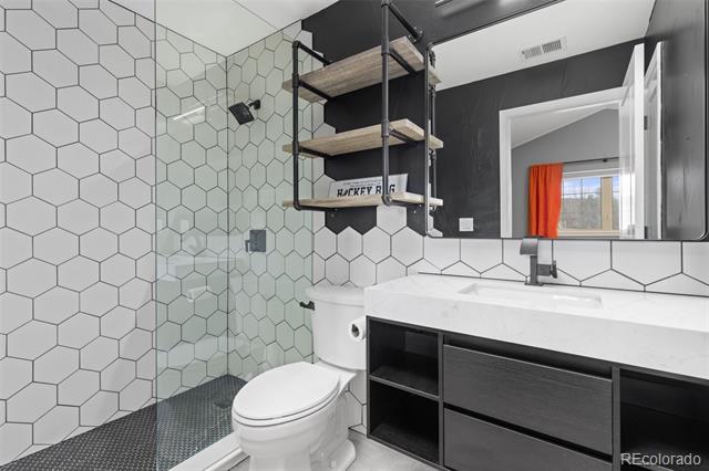 9039 Rambling Oak Place