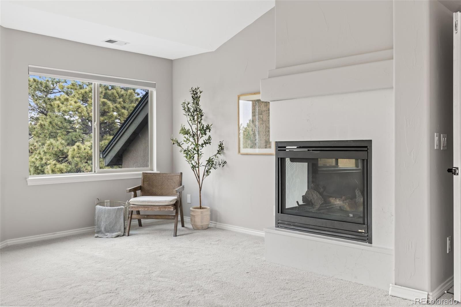 9039 Rambling Oak Place