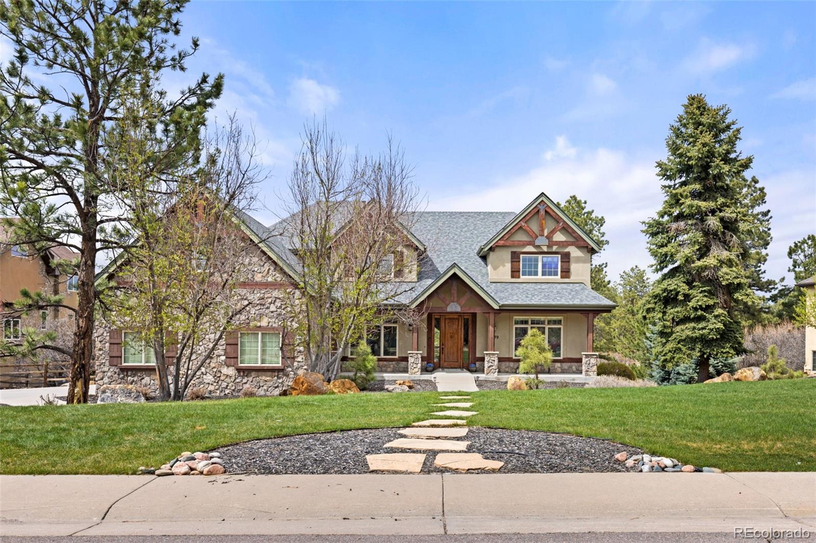 9039 Rambling Oak Place