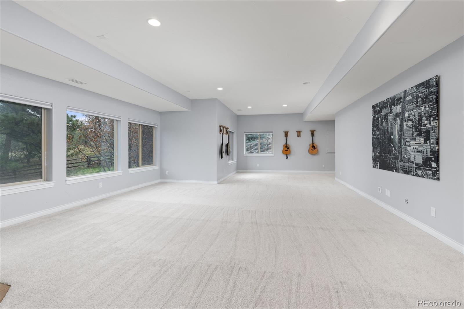 9039 Rambling Oak Place