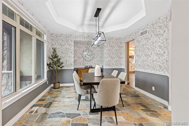 9039 Rambling Oak Place