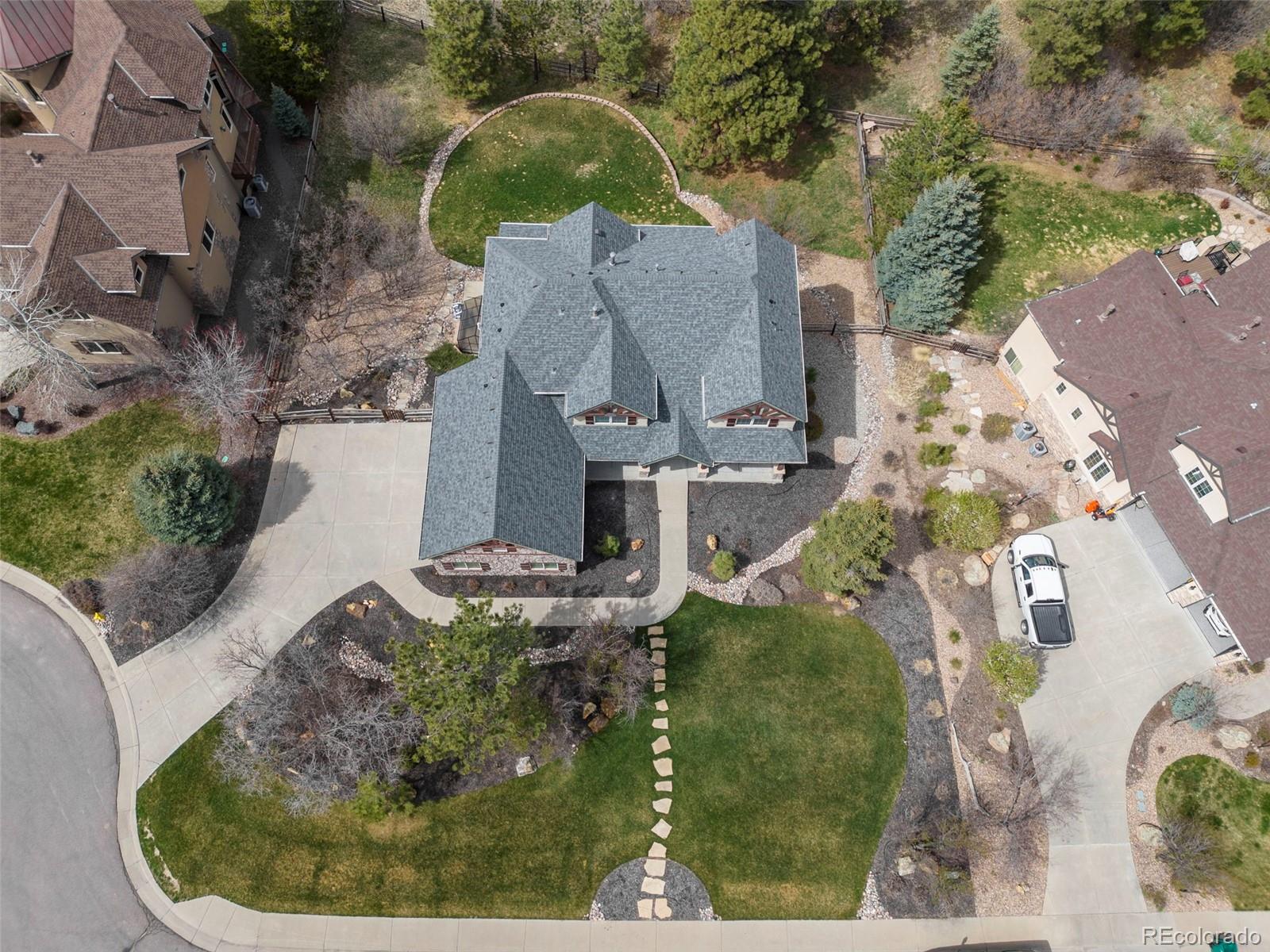 9039 Rambling Oak Place