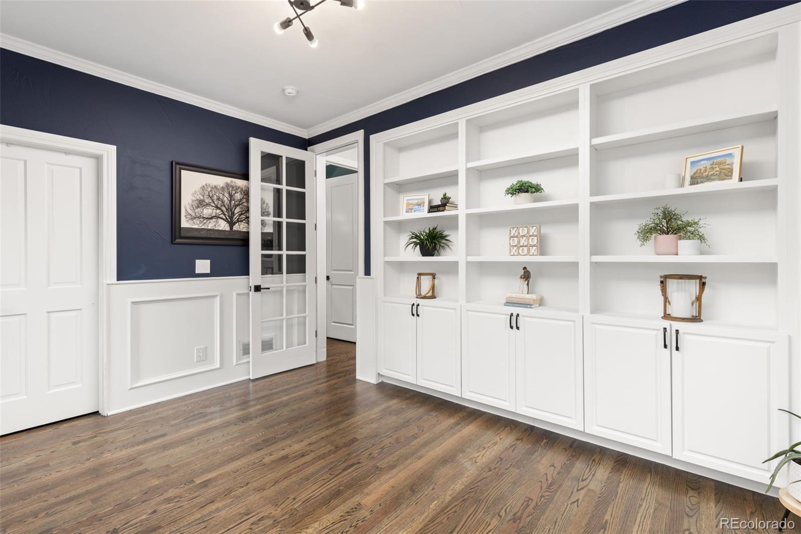 9039 Rambling Oak Place