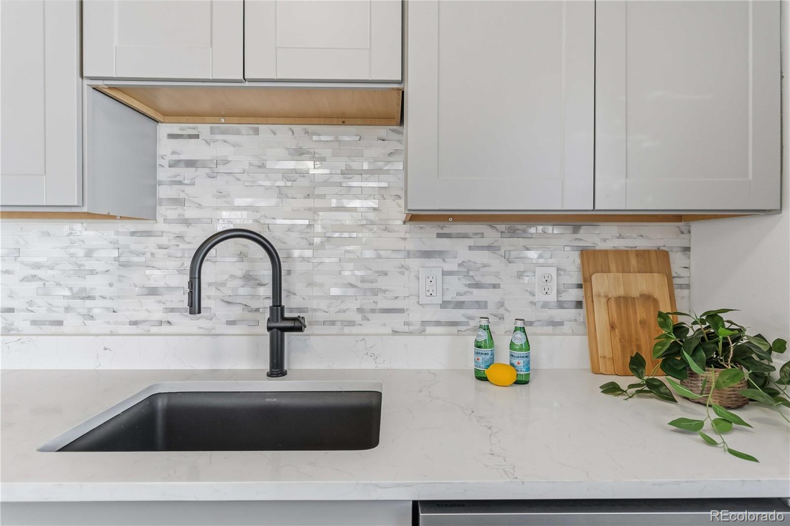 1626 S Xavier Street