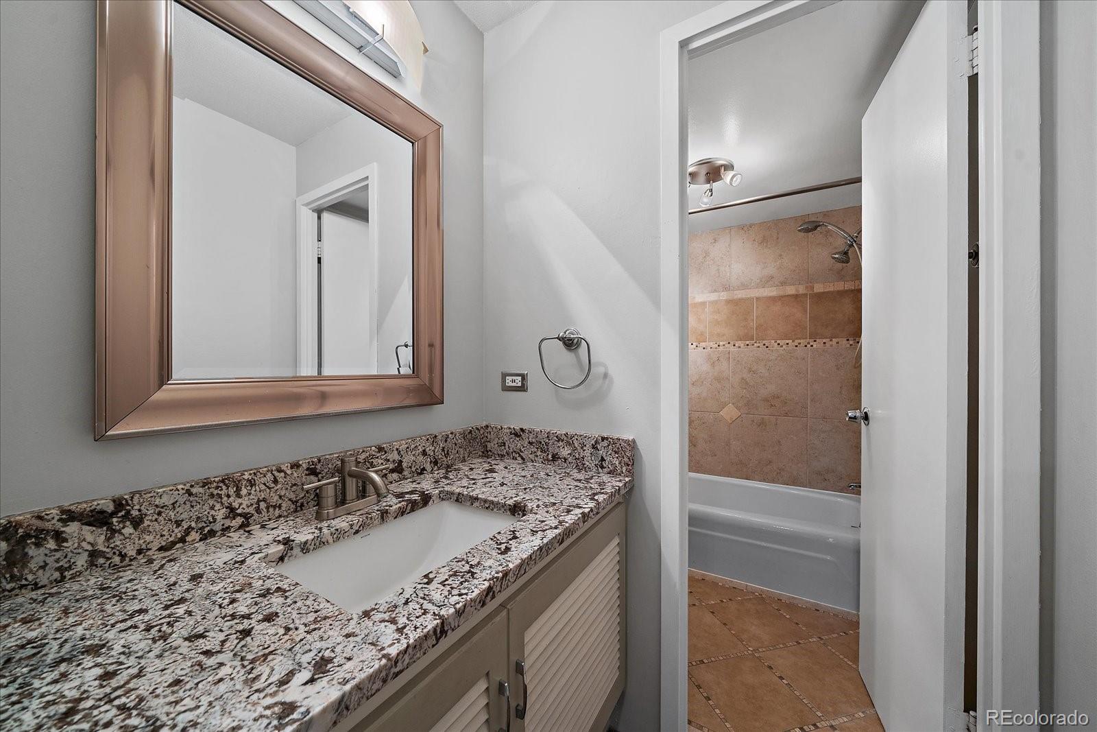 955 Eudora Street Unit: 606E