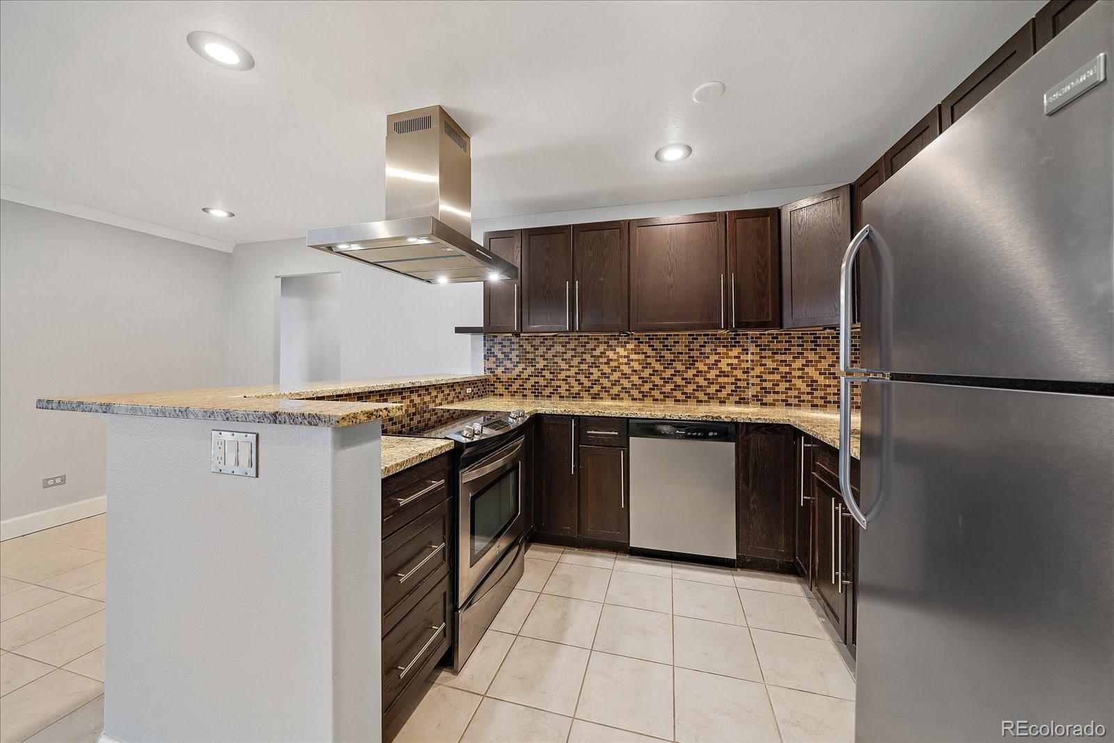 955 Eudora Street Unit: 606E