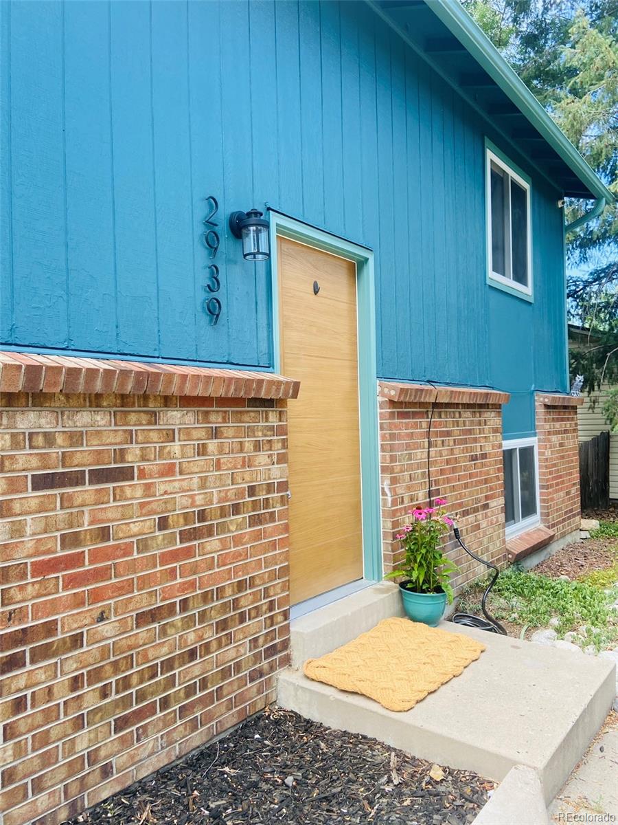 2939 S Winston