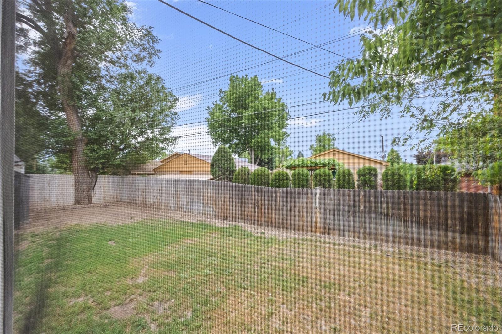1843 S Hazel Court