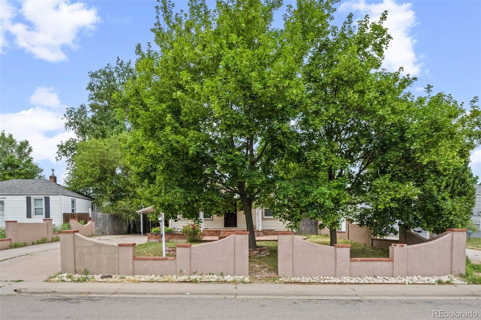 1843 S Hazel Court