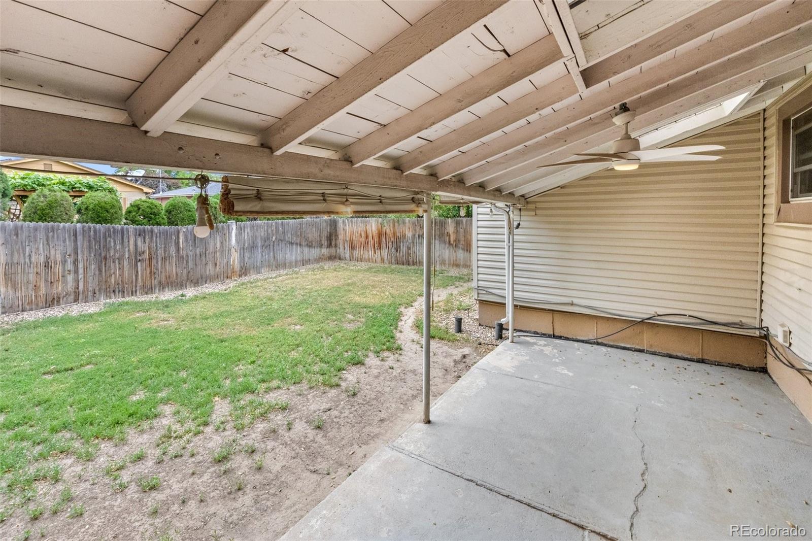 1843 S Hazel Court
