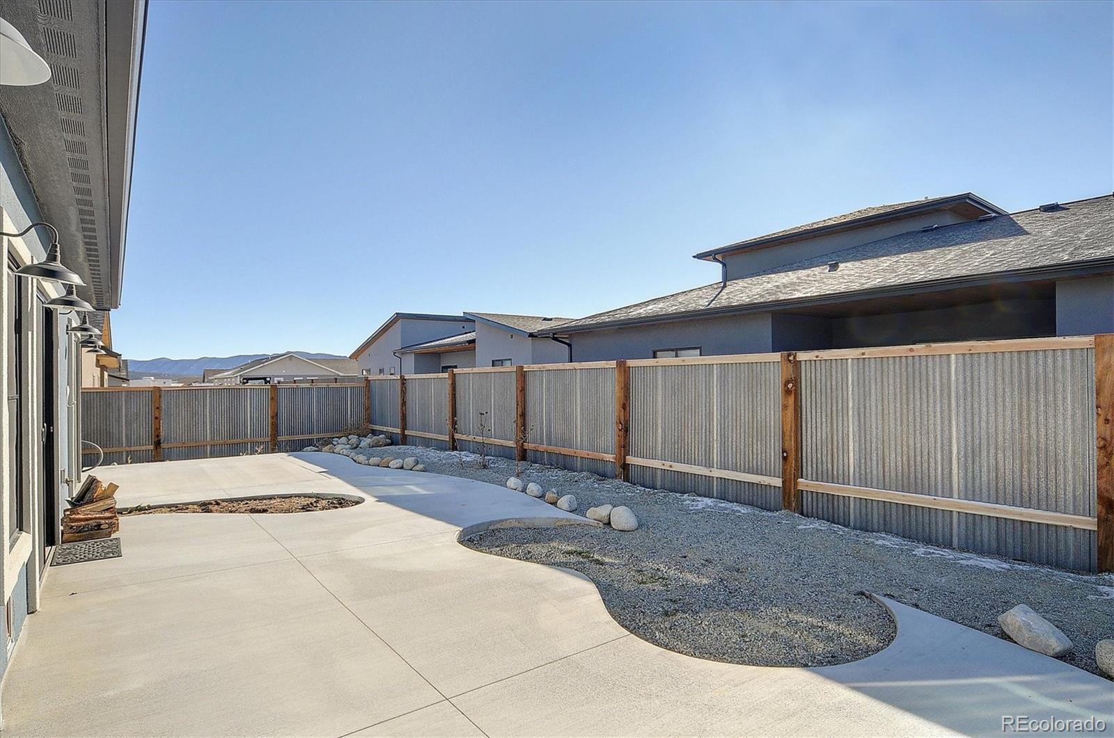 152 Raven Way