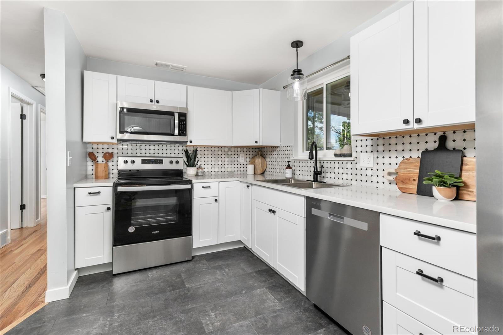 12245 E Virginia Drive