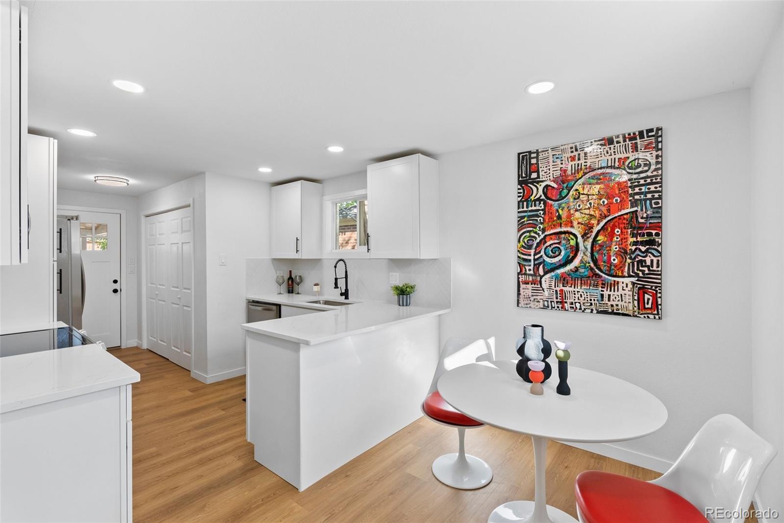 365 Yates Street
