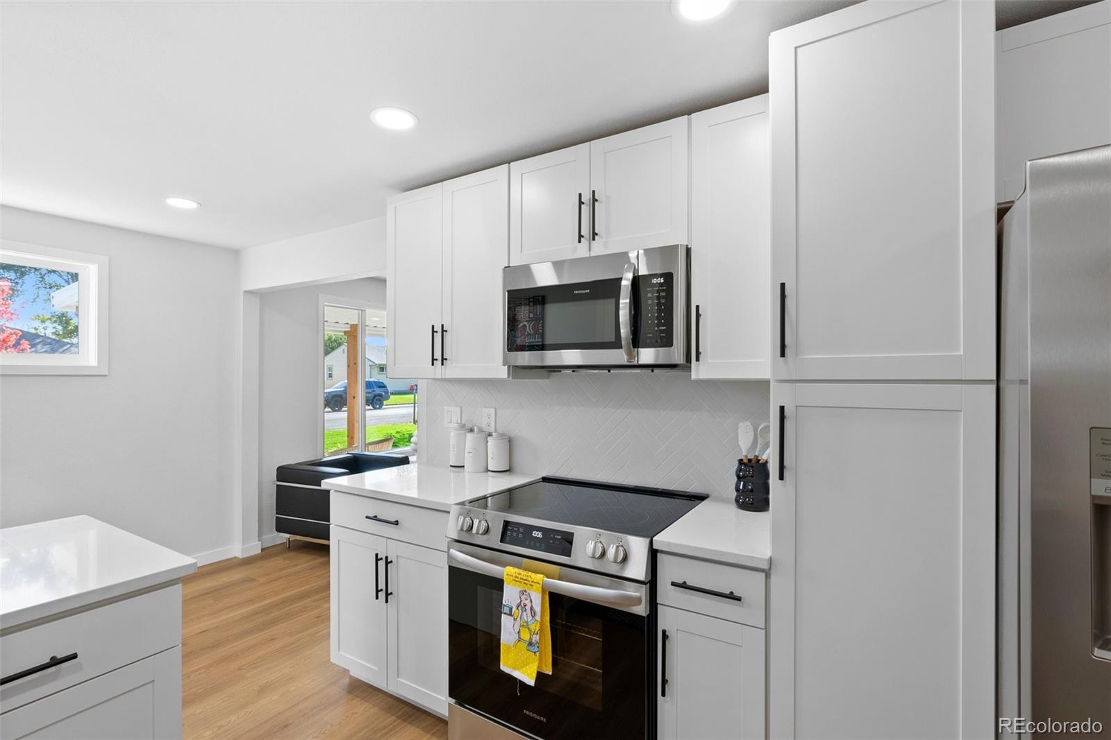 365 Yates Street