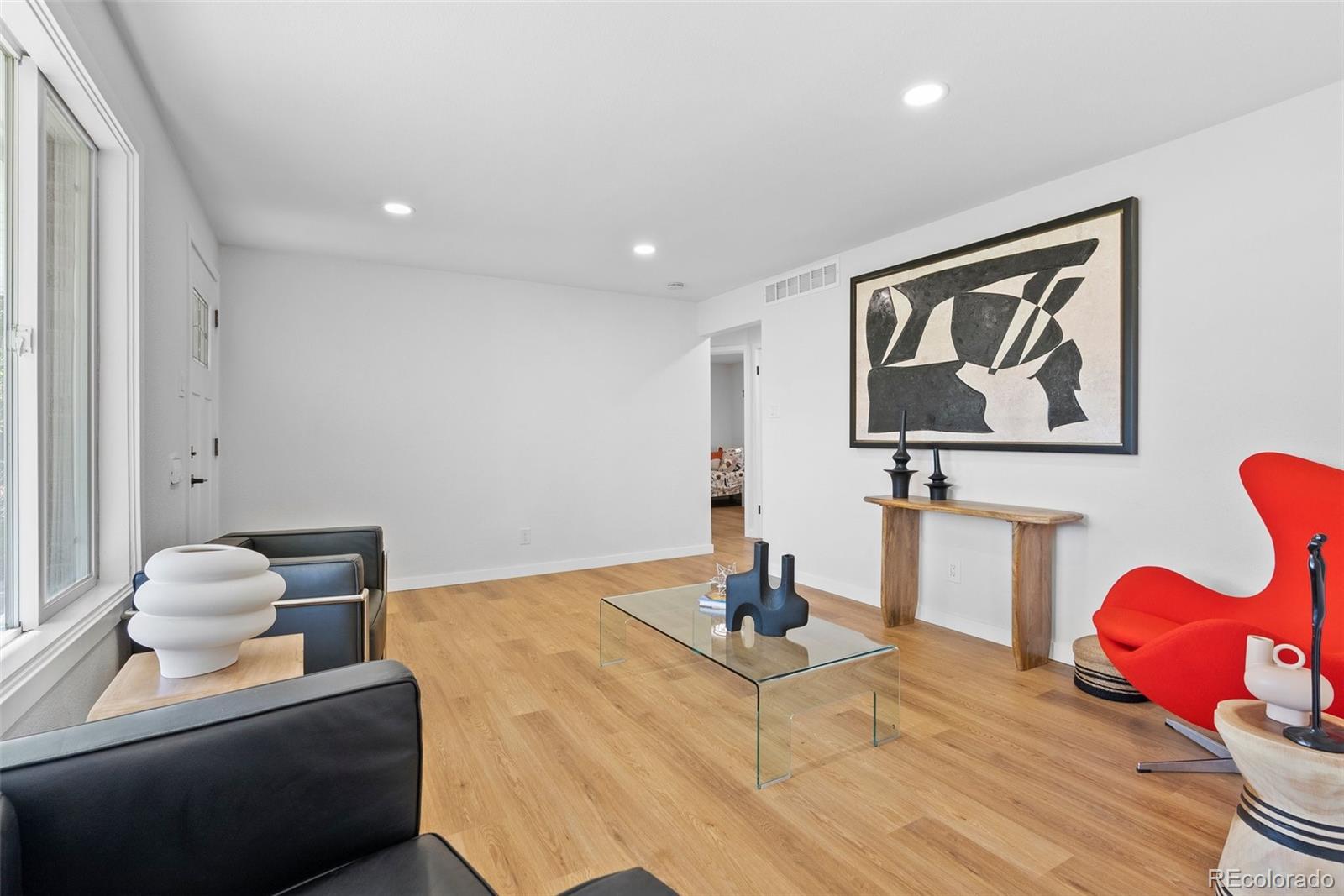 365 Yates Street