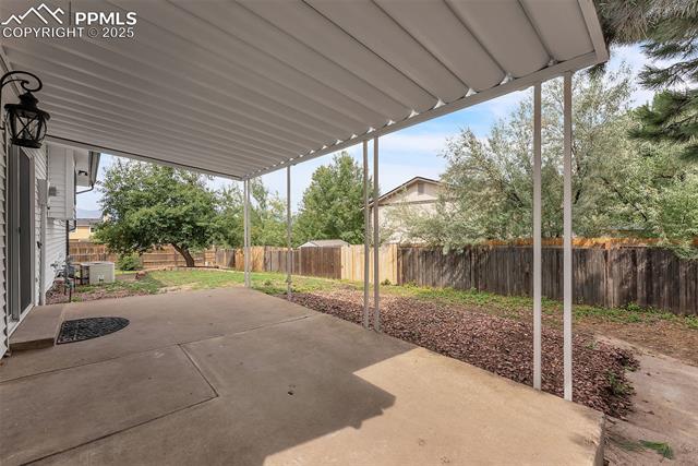 2810 Downhill Drive