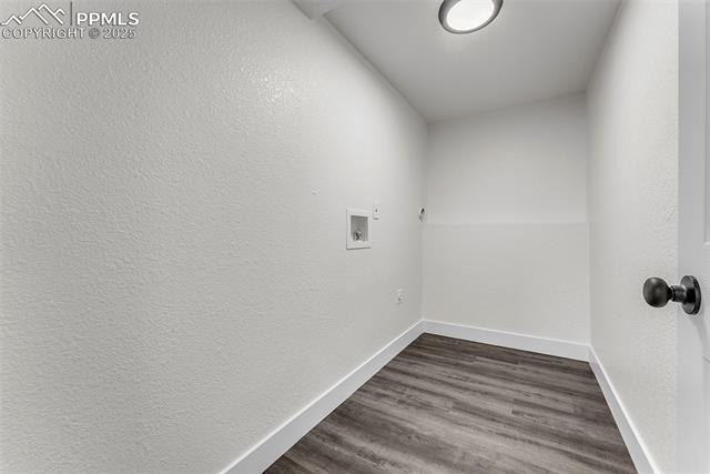 2810 Downhill Drive