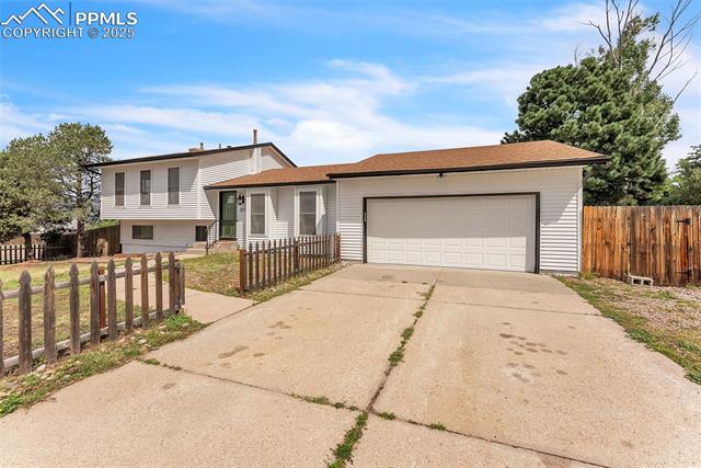 2810 Downhill Drive