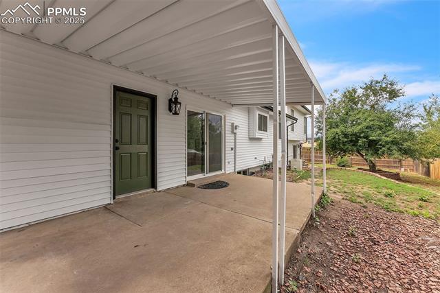 2810 Downhill Drive