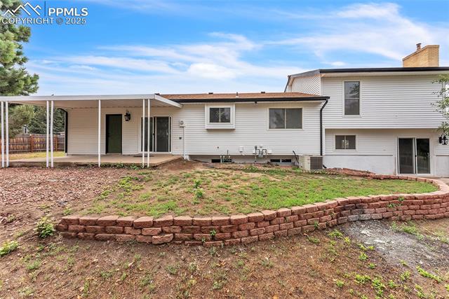 2810 Downhill Drive