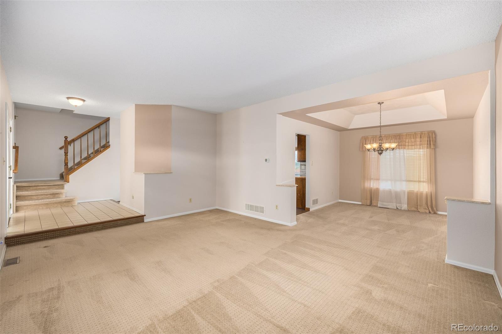 5661 W 109th Circle