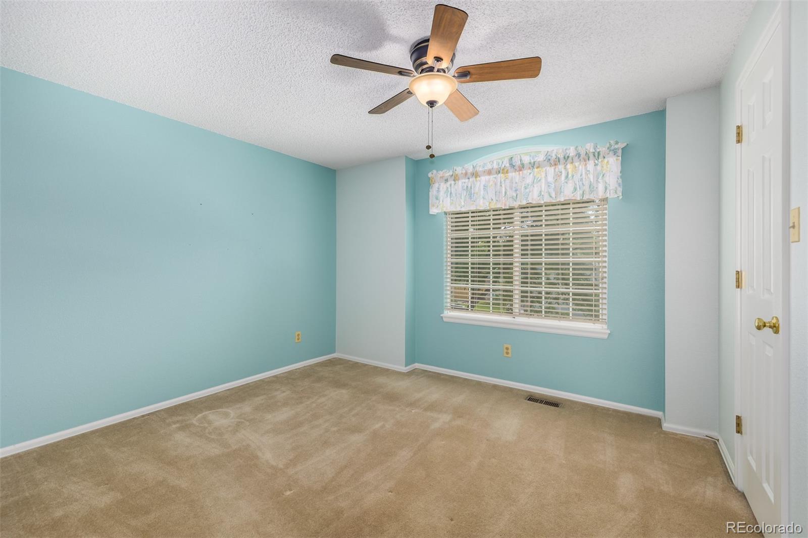 5661 W 109th Circle