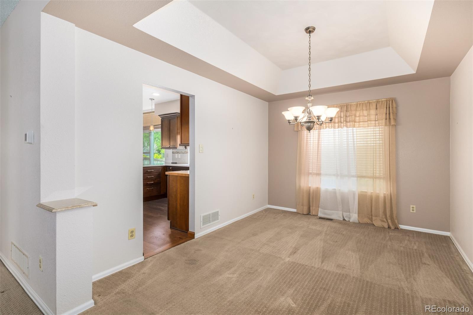 5661 W 109th Circle