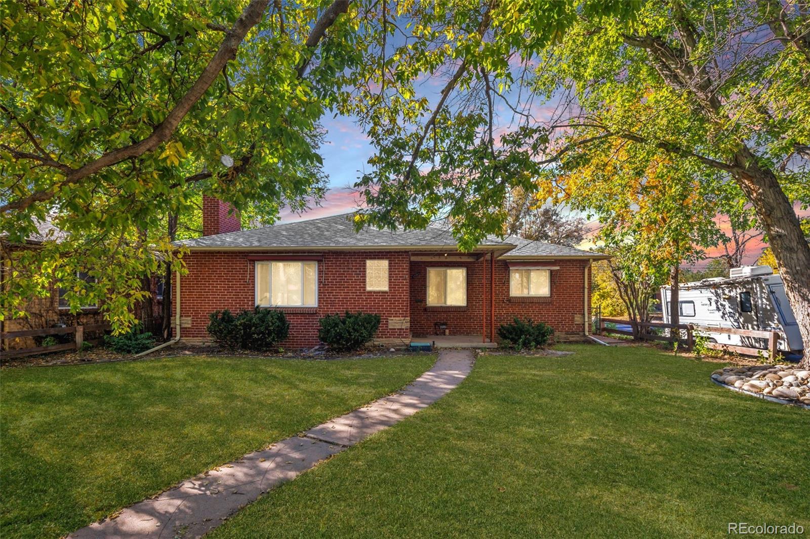 2089 Joliet Street