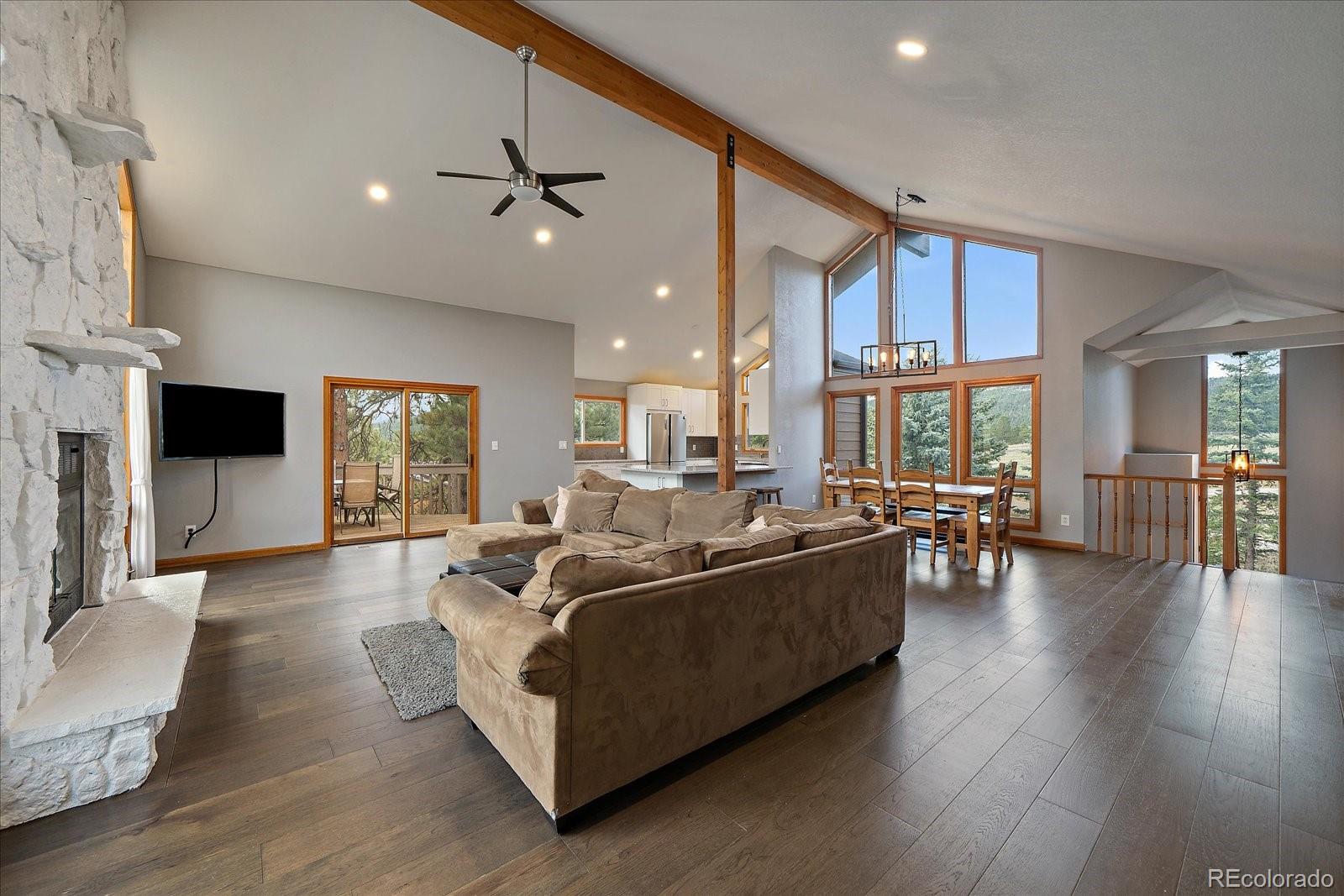 7082 Silverhorn Drive