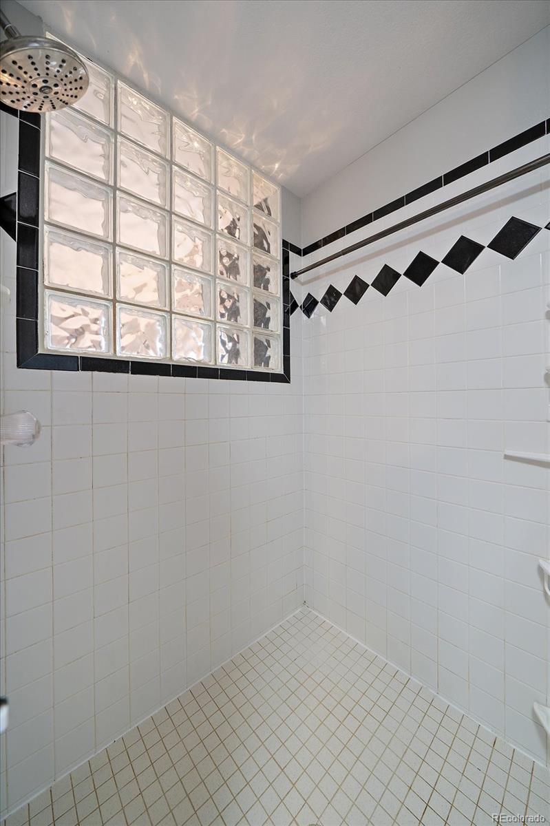 7082 Silverhorn Drive