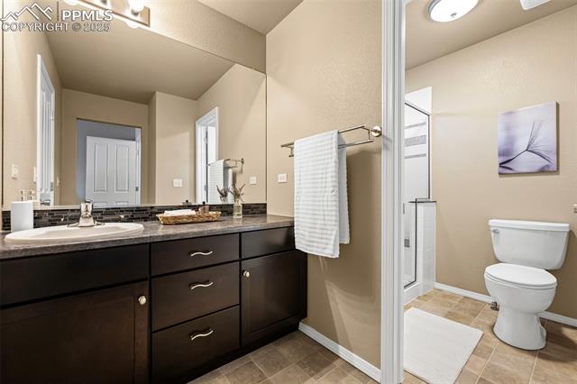 5998 Cumbre Vista Way