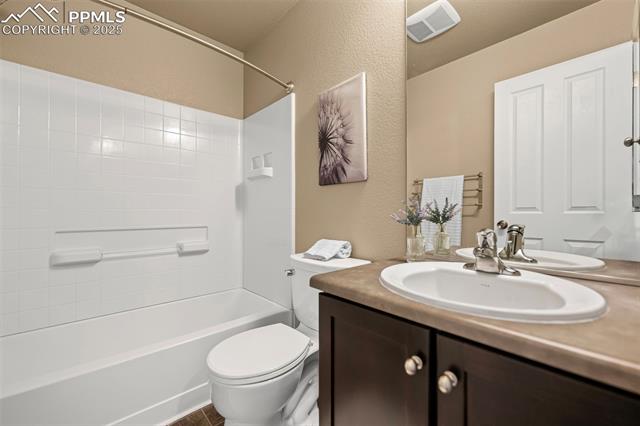 5998 Cumbre Vista Way