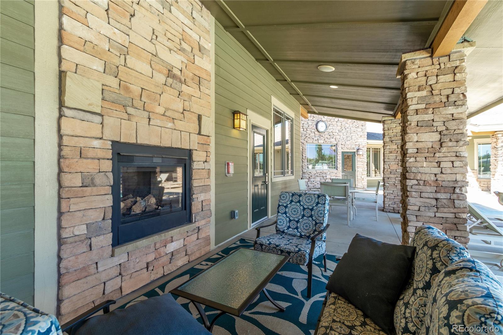 6190 Bluestem Green