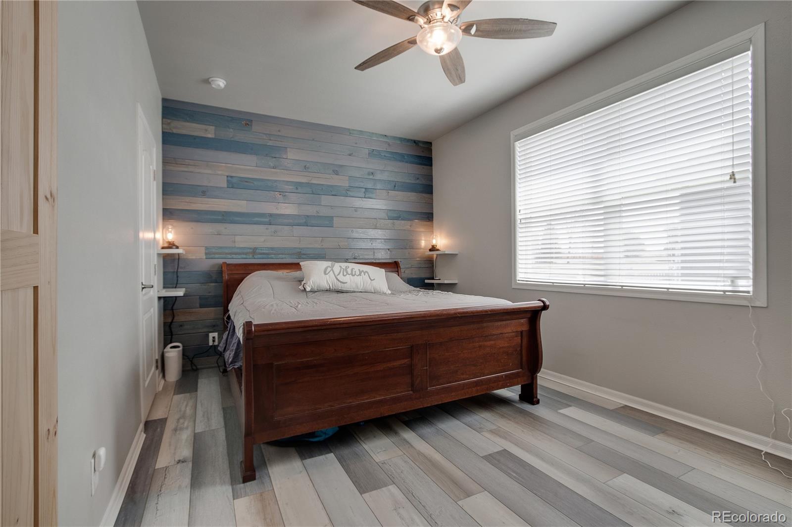 6190 Bluestem Green