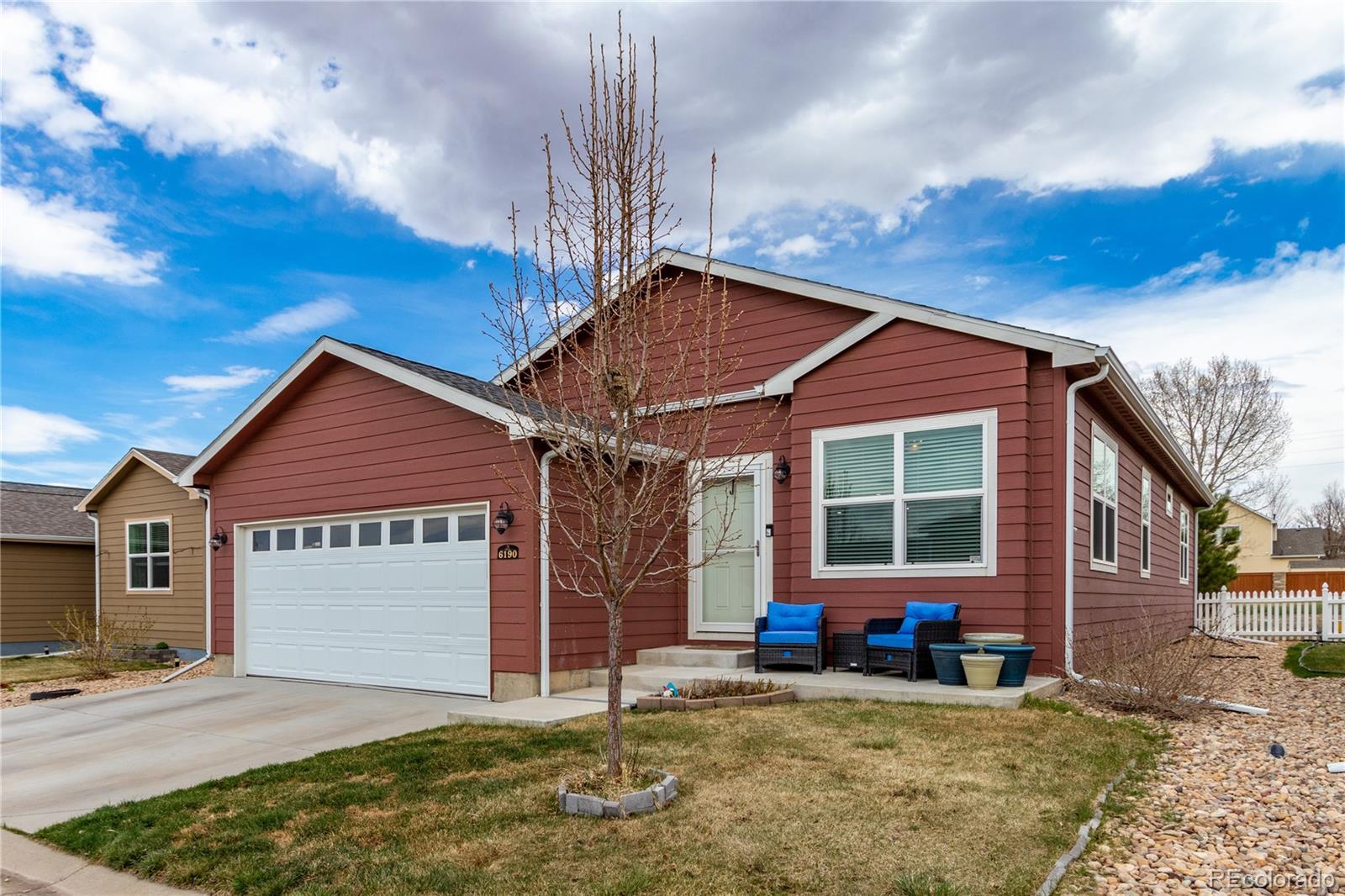 6190 Bluestem Green