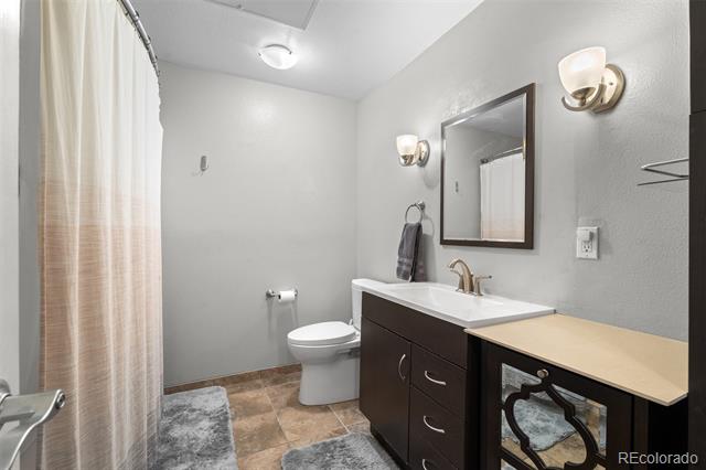 7451 E 26th Avenue Unit: 2