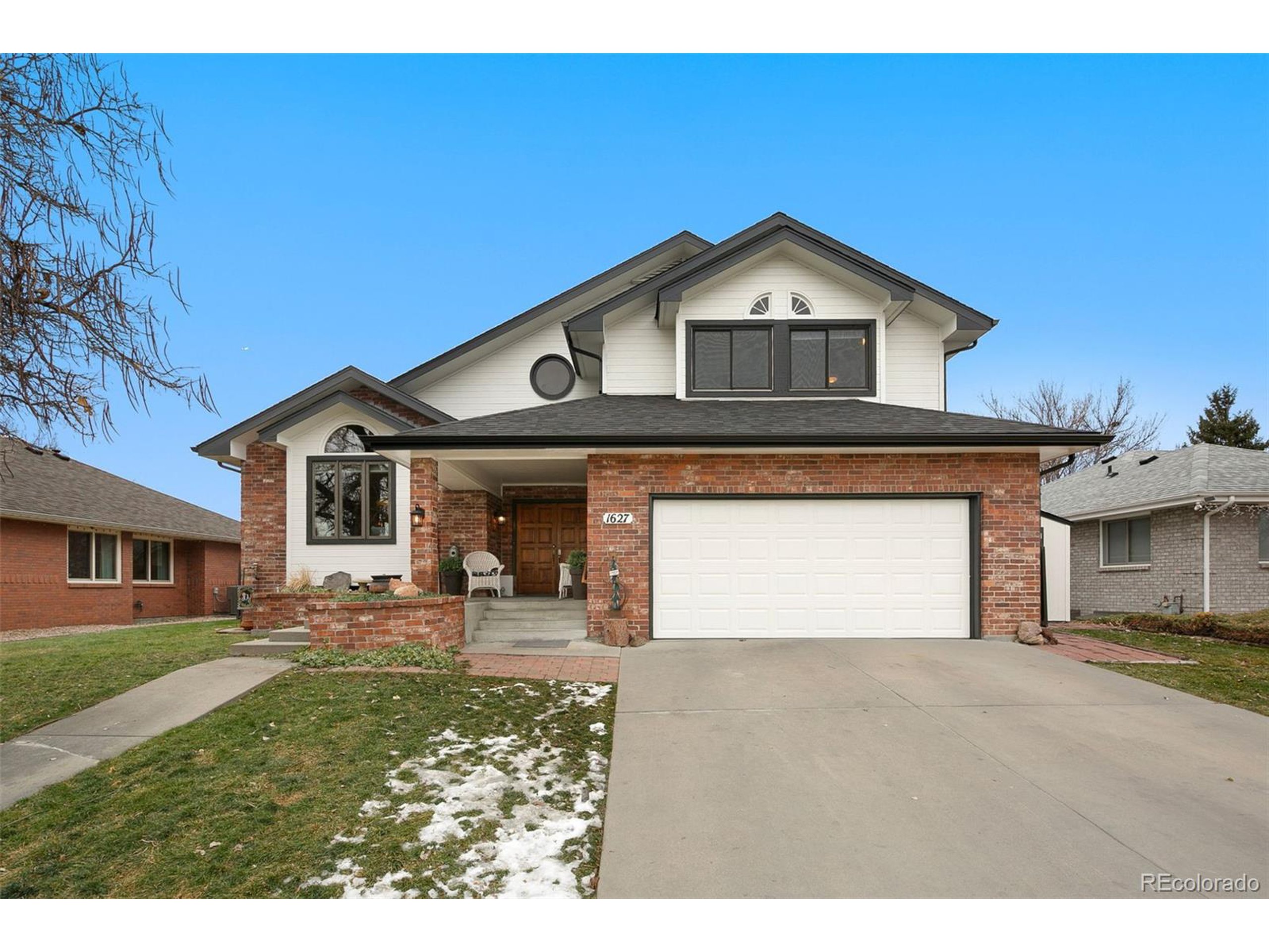 1627 Grant Ct